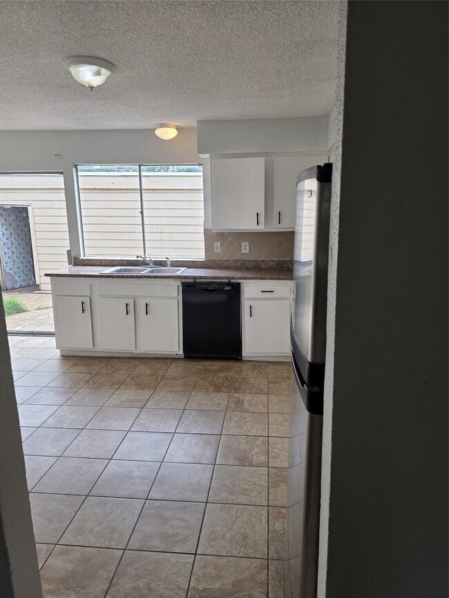 Building Photo - 10343 Huntington Pl Dr