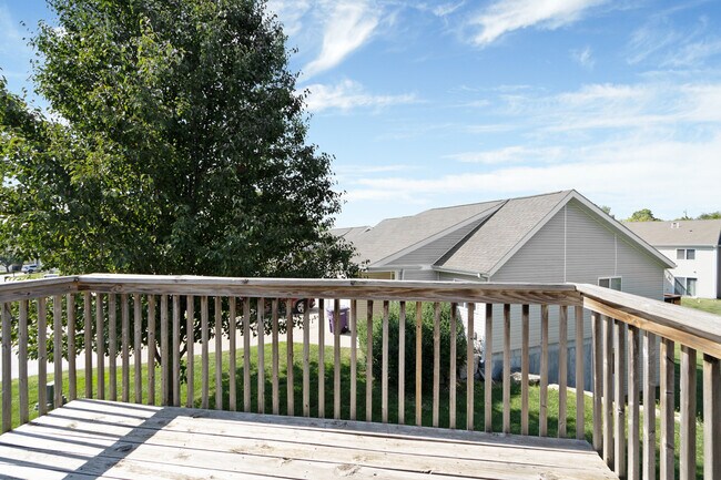 Building Photo - 1401 Sundance Dr