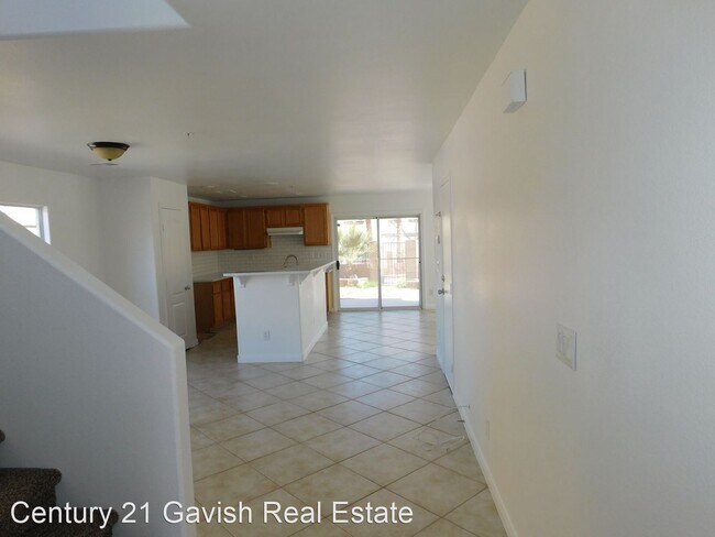 Building Photo - 3 br, 2.5 bath House - 1098 Paradise Resor...