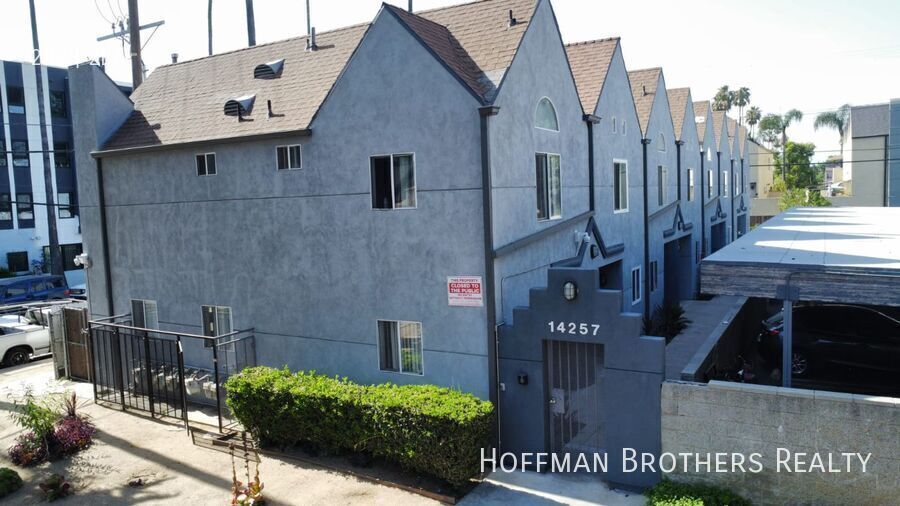 Building Photo - 14257 Friar St