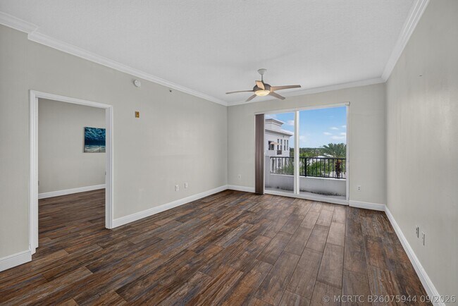 Building Photo - 2401 NE 65th St