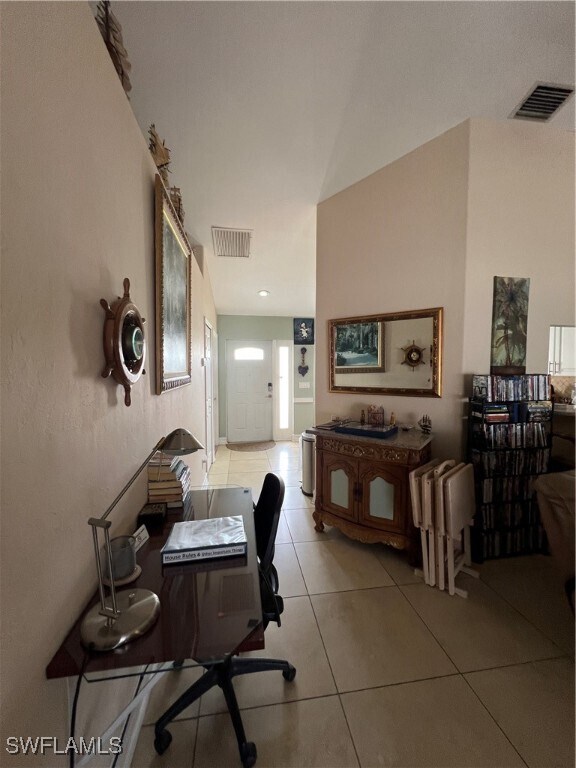 Building Photo - 1420 Cape Coral Pkwy W