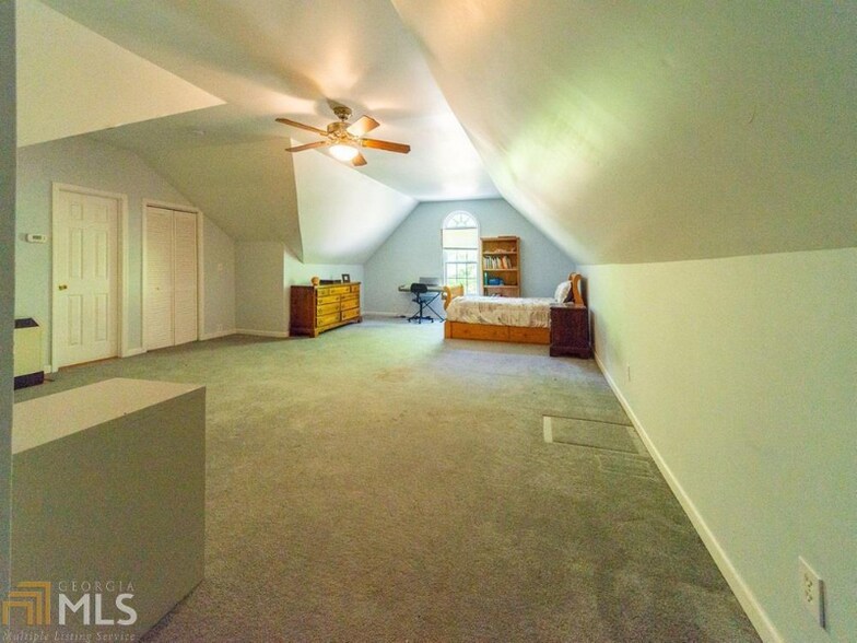 Building Photo - 1525 New Hope Rd