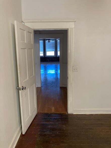 Building Photo - 416 S Campbell Ave