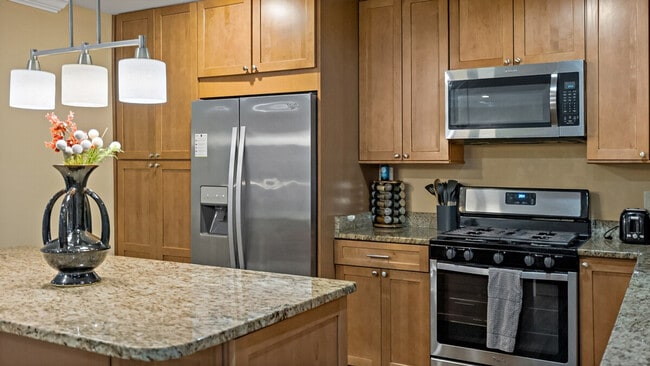 Building Photo - 7103 Highland St