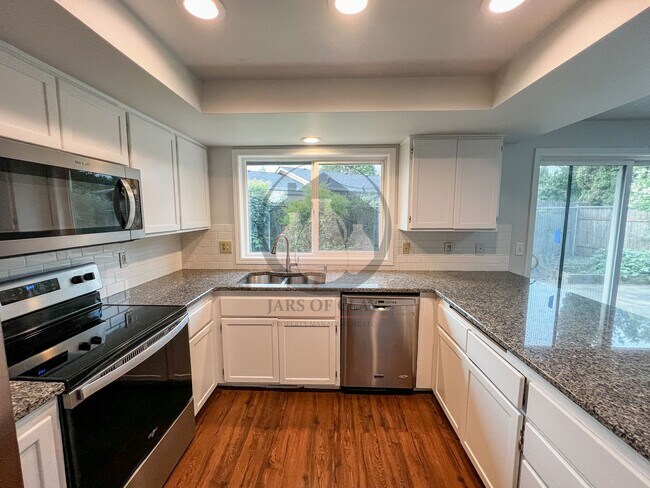 Building Photo - Coming Soon - Single Level West Salem Home