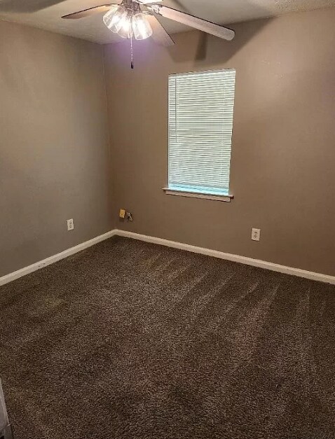 Building Photo - 3136 Montwood Dr