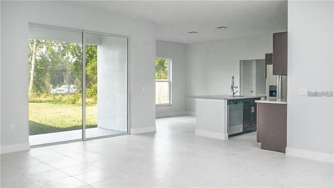 Building Photo - 1 Flatfish Dr