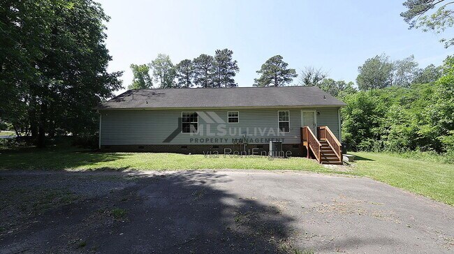 Building Photo - 1610 Marly Dr