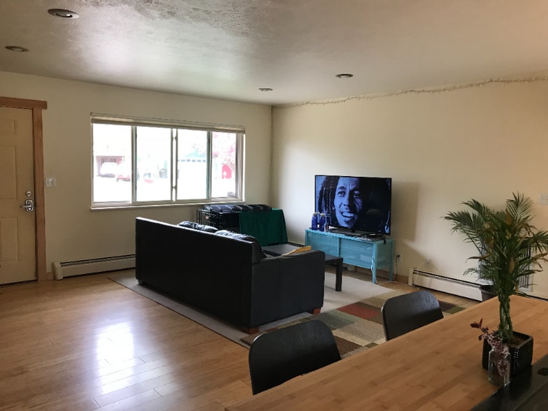 Building Photo - 4437 Clipper Ct