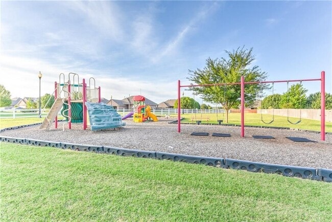 Building Photo - Great Location with Storm Shelter in Brist...