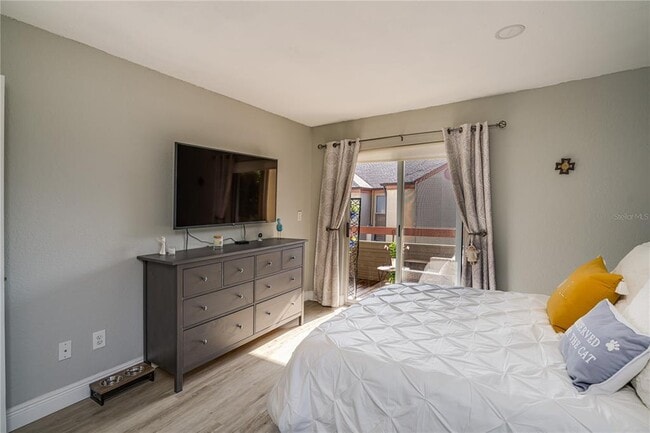 Building Photo - 10263 Gandy Blvd N