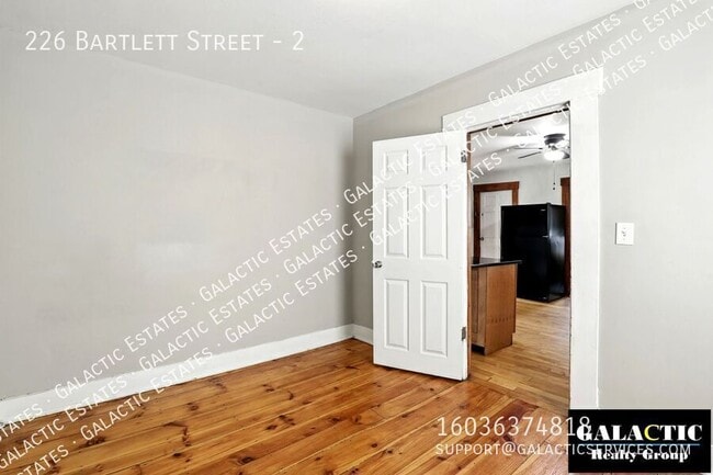 Building Photo - 226 Bartlett St