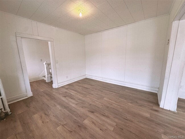 Building Photo - 146 NY-284