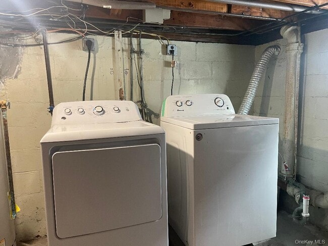 Building Photo - 17 Roosevelt Pl