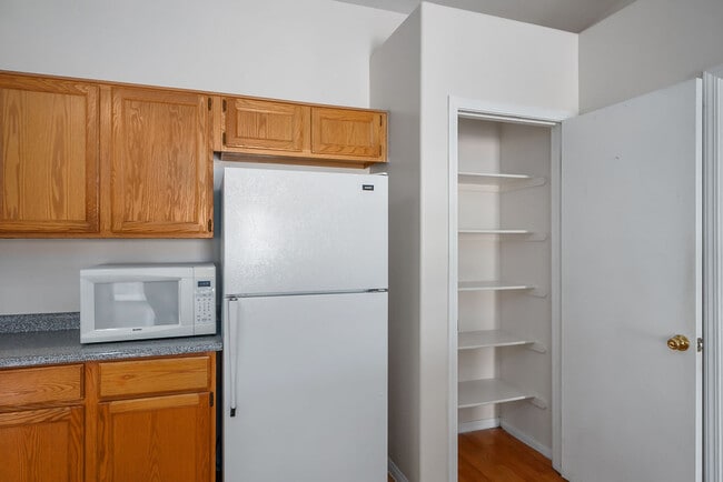 Building Photo - 4408 Rippling Brook Dr