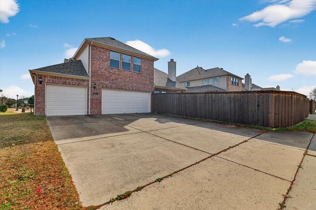 Building Photo - 810 Highland Hills Dr