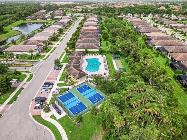 Building Photo - 20765 Swallowtail Ct