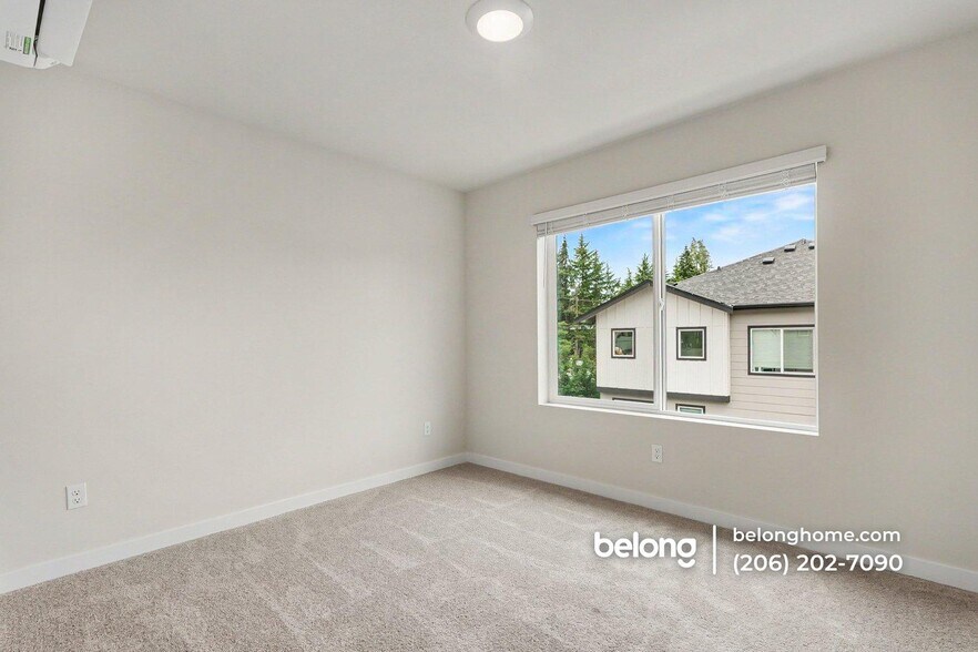 Building Photo - 16333 36th Ave W