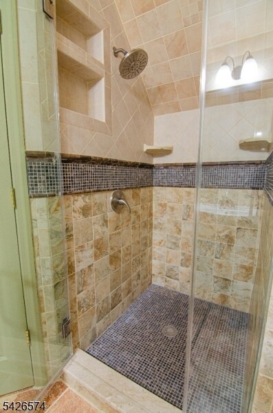 Building Photo - 3027 King Ct