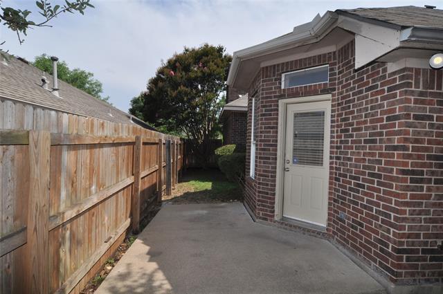 Building Photo - 4804 Glen Echo Dr