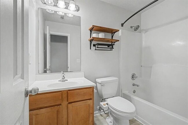 Building Photo - 1025 Balsam Wood Trail
