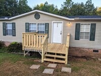 Building Photo - 3 Bedroom Mobile Home in Pelzer SC