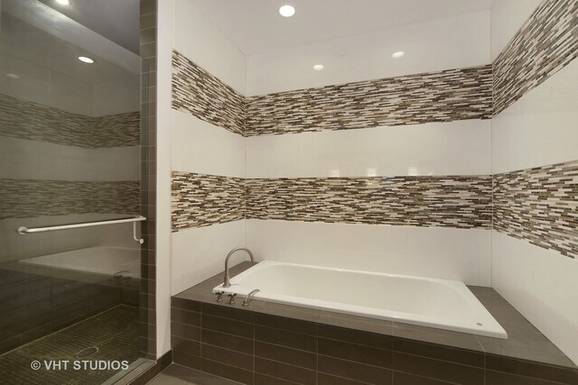 Building Photo - 1035 N Dearborn St