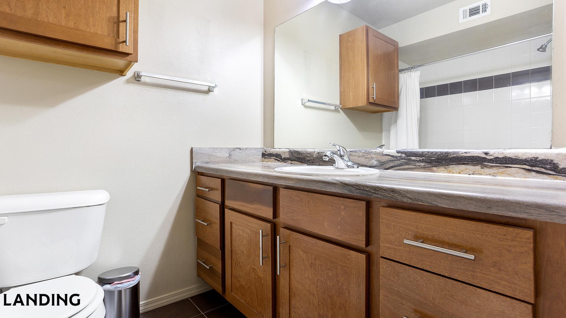 Building Photo - 701 W 101st Pl S