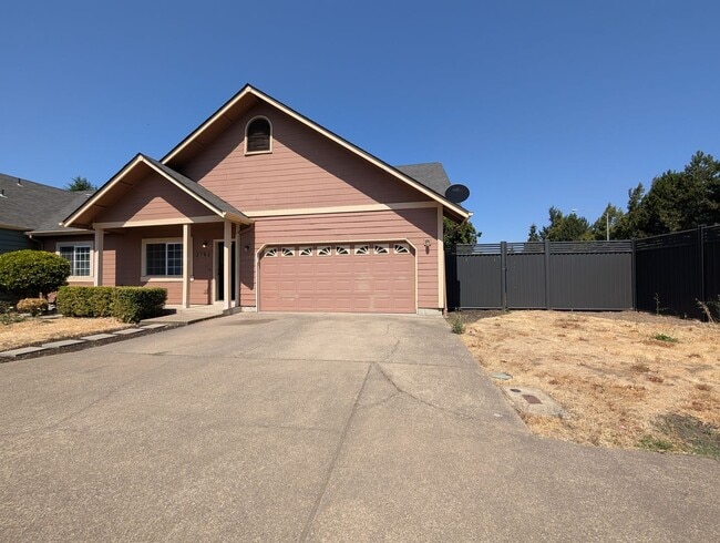 Building Photo - 2752 Chad Dr