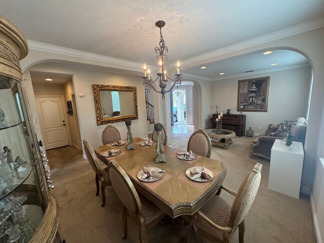 Building Photo - 5 Bed / 3.5 Bath | Elk Grove Single Family...