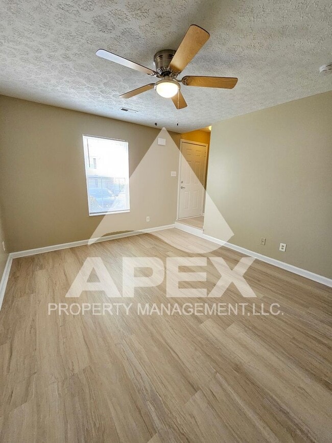 Building Photo - Nice 2 Bd | 1.5 Ba Townhouse in West Knox ...