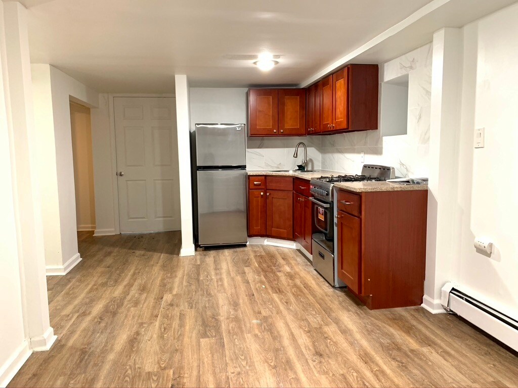 Building Photo - 19 Laidlaw Ave