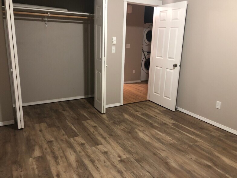 Building Photo - 225 Northgate Loop