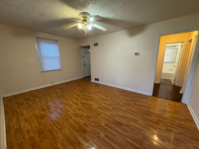 Building Photo - 1625 Wickham Ave