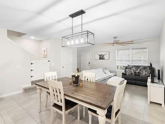 Building Photo - 635 Belgrove St