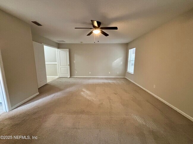 Building Photo - 9612 Clinton Corners Dr