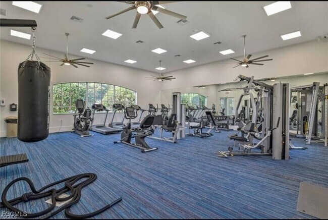 Building Photo - 2904 Tuscan Dr