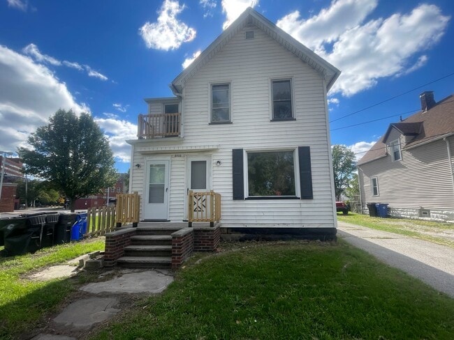 Building Photo - 3511 Memphis-Lower