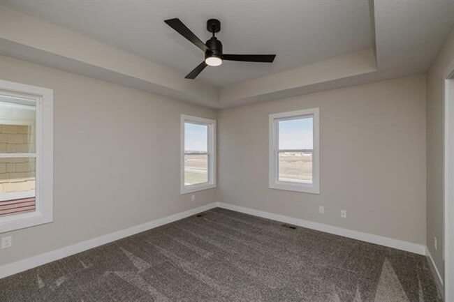 Building Photo - Brand New 5 bed/3.5 bath