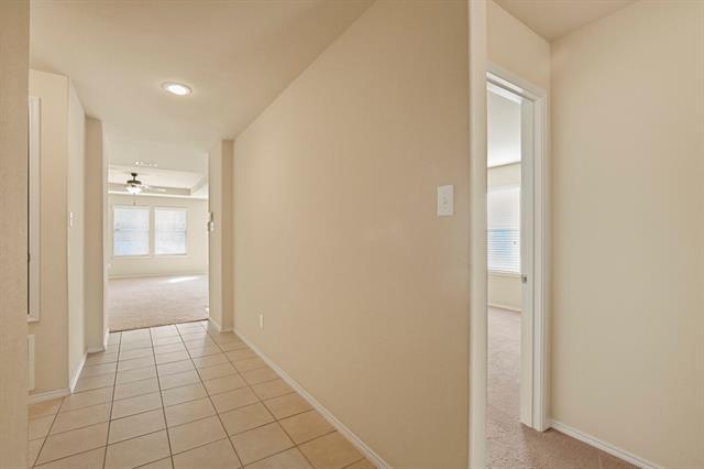 Building Photo - 1433 Willoughby Way