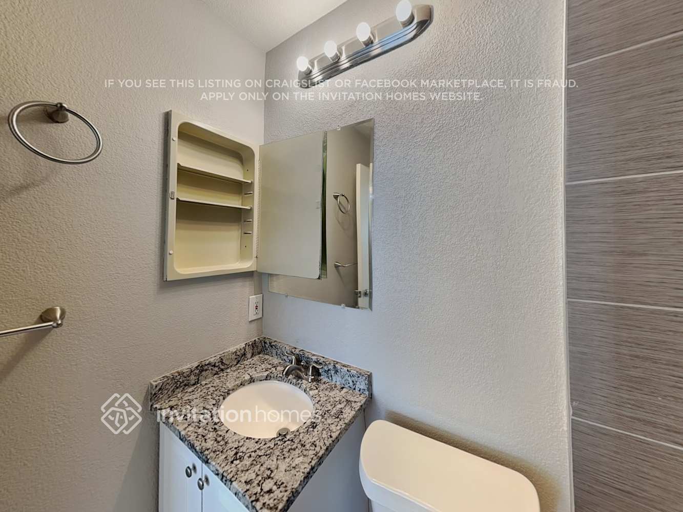 Building Photo - 11845 E Kepner Dr