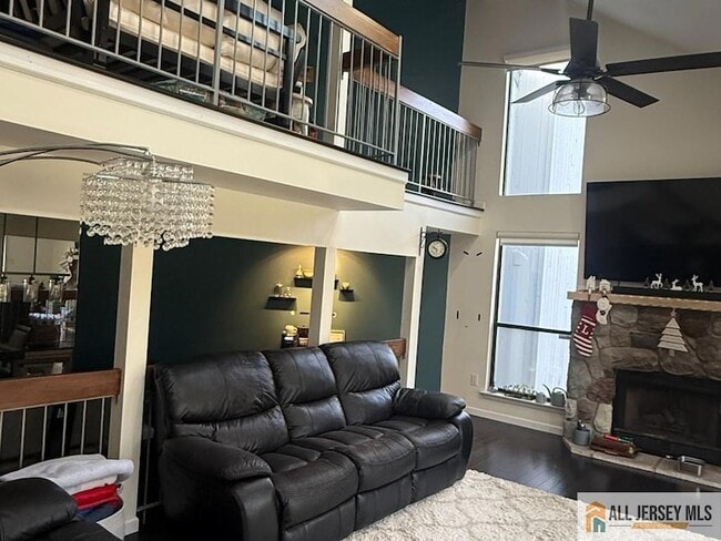 Building Photo - 44 Wisteria Ct