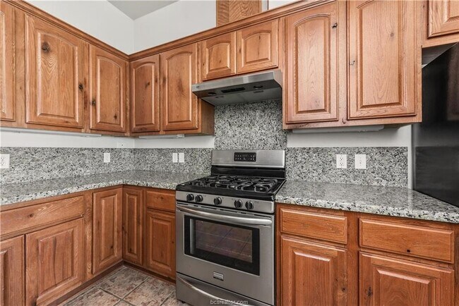 Building Photo - 4009 Reatta Ln