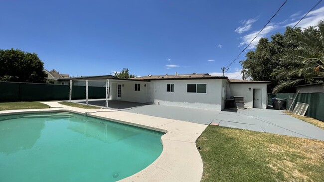 Building Photo - 81683 De Plata Ave