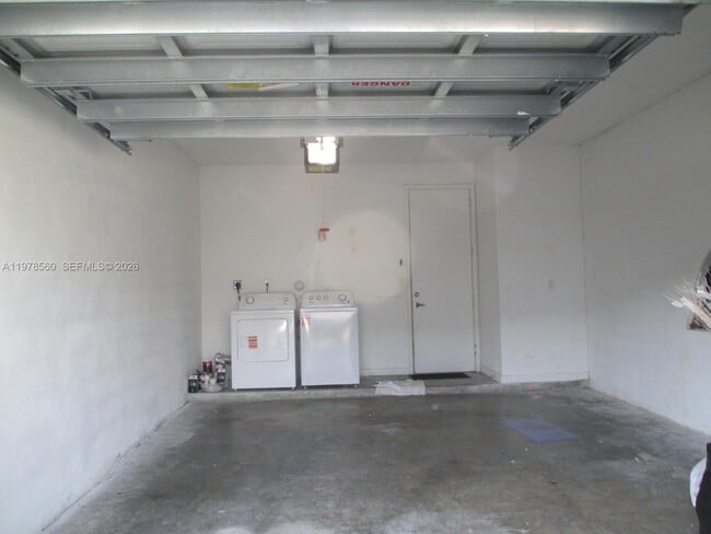 Building Photo - 3417 NW 13th St