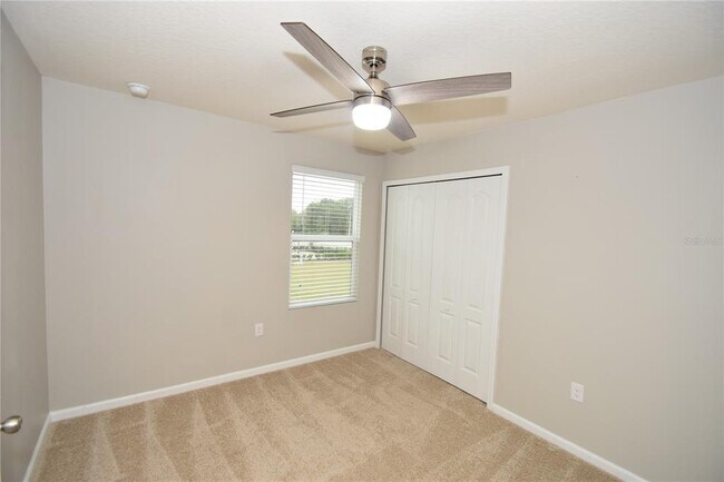 Building Photo - 207 Redbud Rd