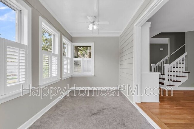 Building Photo - 236 Bayview Drive