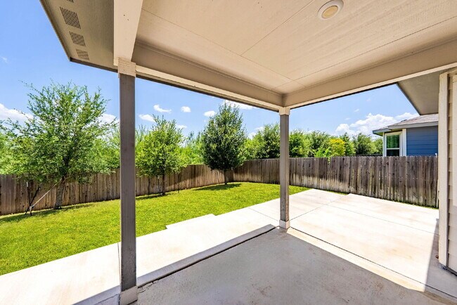 Building Photo - Greenbelt, Second En Suite, Media and Game...