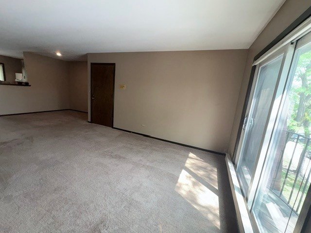 Building Photo - 183 N Waters Edge Dr